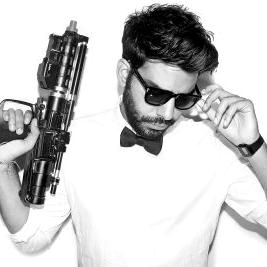 rahul kohli with gun